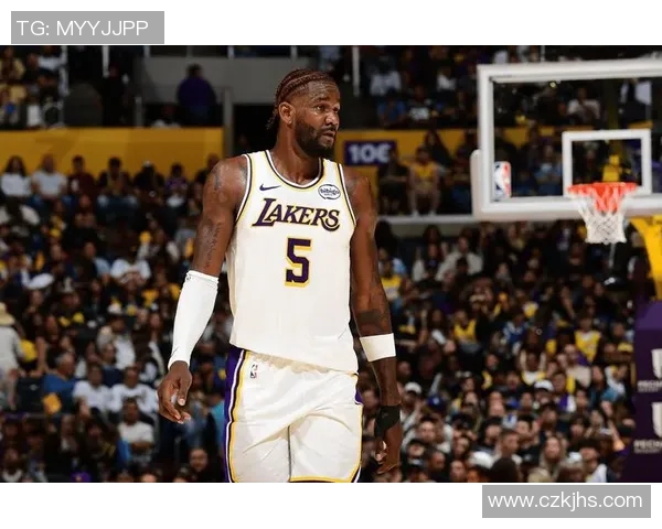 东契奇罚球失误险断送成功！爵士绝杀不中 湖人4连胜升至西部第二